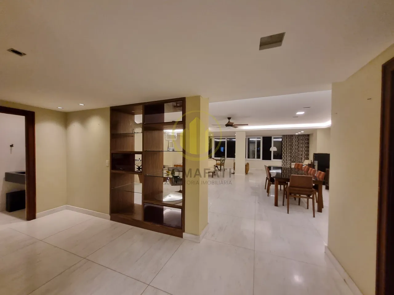 300 m² apartment with 3 bedrooms and an open-plan kitchen — photo 12