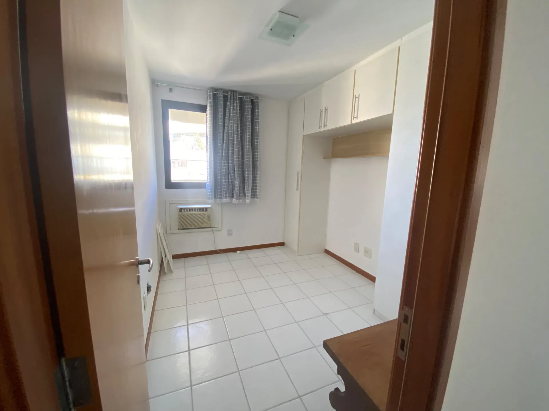 Furnished apartment with 3 bedrooms and 3 bathrooms — photo 47