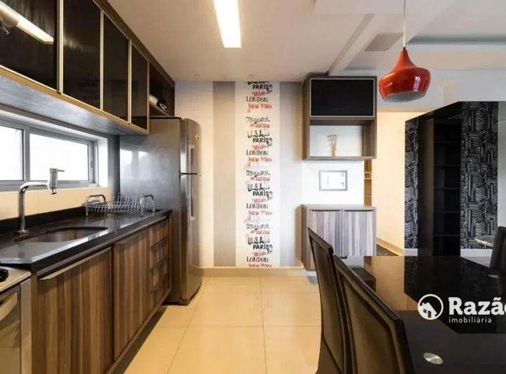 99 m² apartment with 2 bedrooms, suite and balcony — photo 2