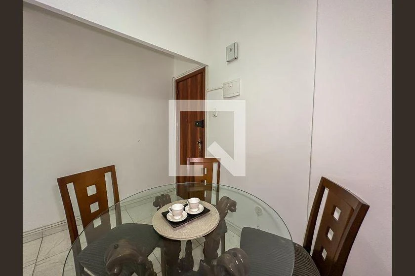 Робоче місце та 1 спальня: квартира 37 м² — photo 37