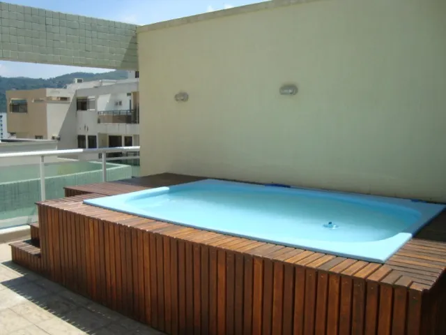 Apartamento com 4 quartos e varanda de vidro — photo 4
