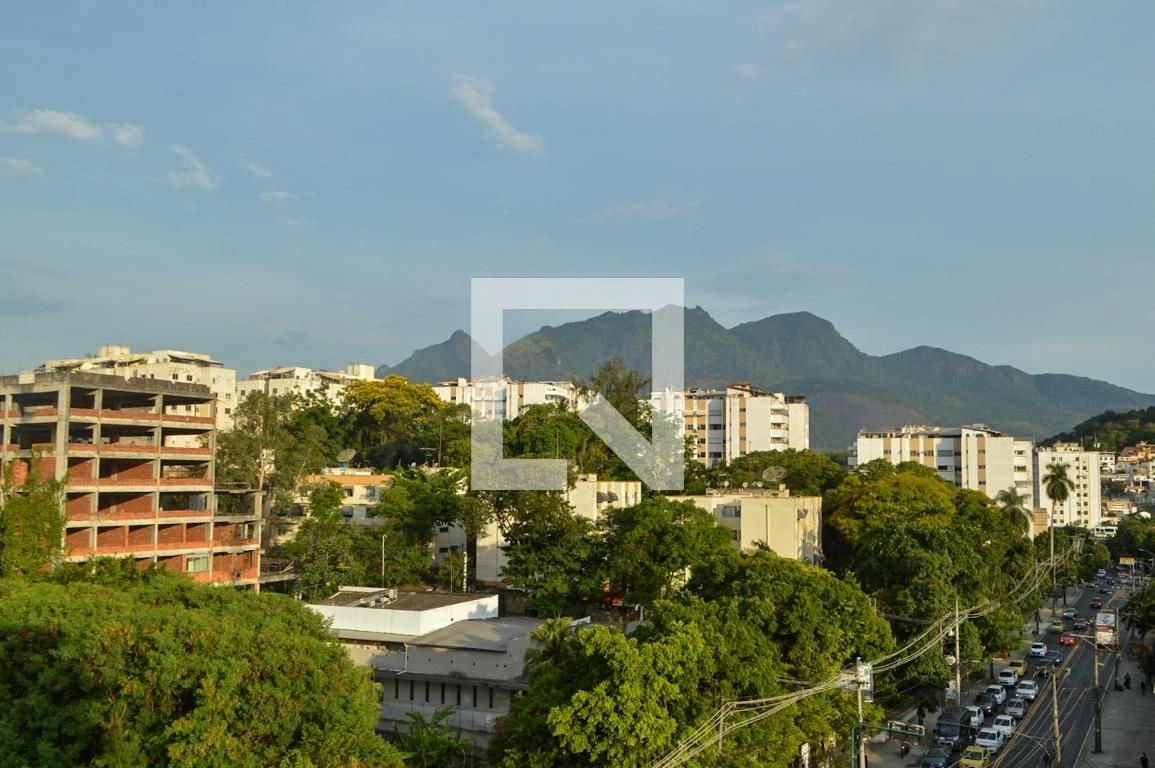 Furnished 2-bedroom apartment with an en-suite — photo 11