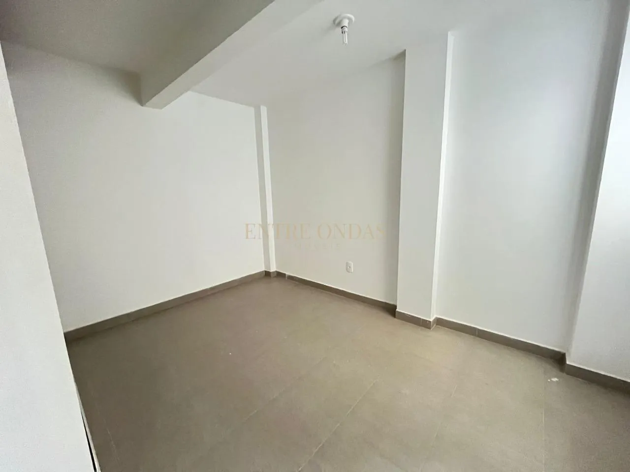 Water view in a 4-bedroom house, 263 m² — photo 13