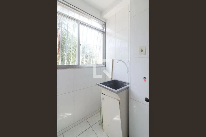 2-bedroom apartment in a building with a pool — photo 32