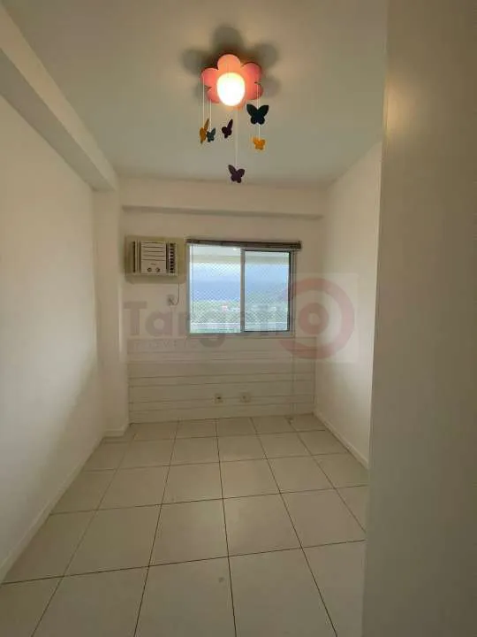 Apartamento com 2 quartos e suíte com banheiro — photo 17