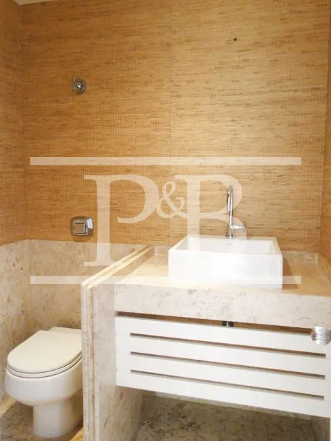 4-bedroom apartment with balcony and floor-to-ceiling windows — photo 12