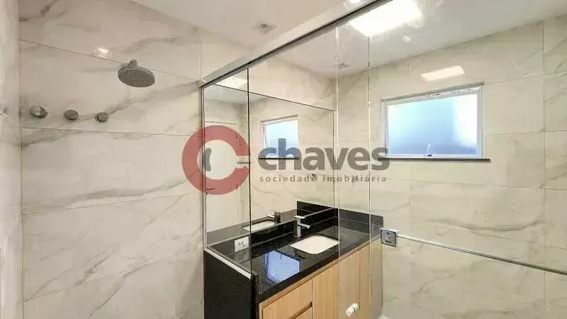 Casa com 4 quartos e 5 banheiros, cozinha integrada a gás — photo 23