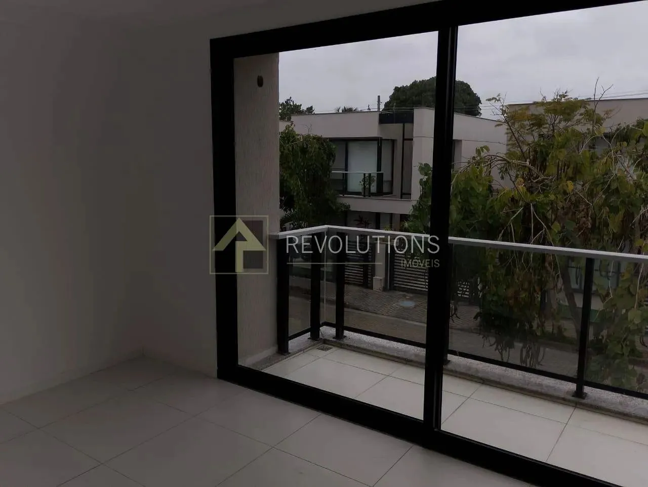 Casa com 3 quartos e 5 banheiros — photo 10