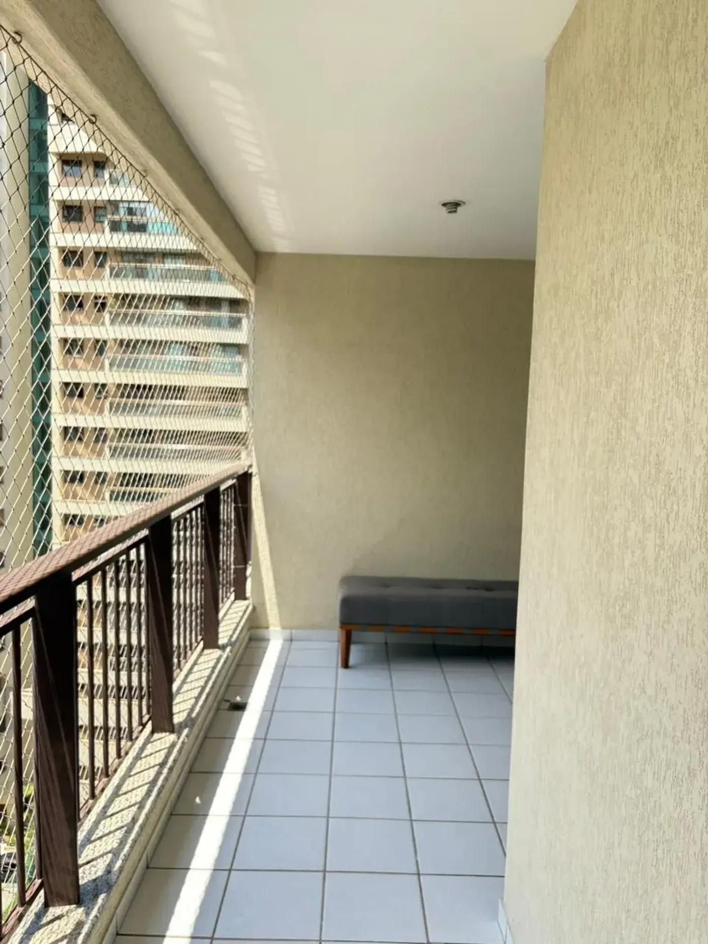 9th-floor 3-bedroom apartment with 83 m² and a suite — photo 4