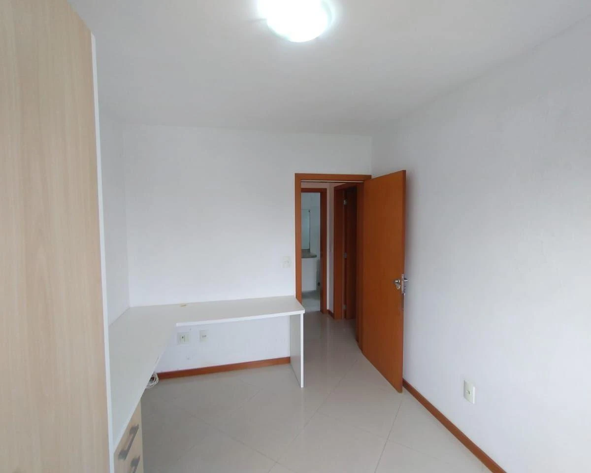 2-bedroom apartment with a home office in Florianópolis — photo 3