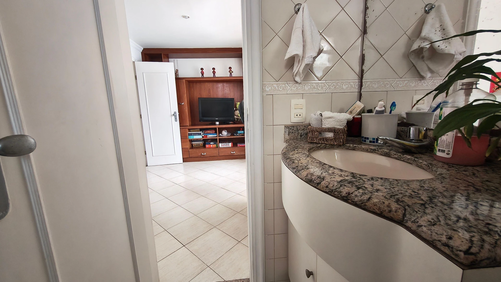 5 quartos e varanda gourmet: casa de 290 m² — photo 64