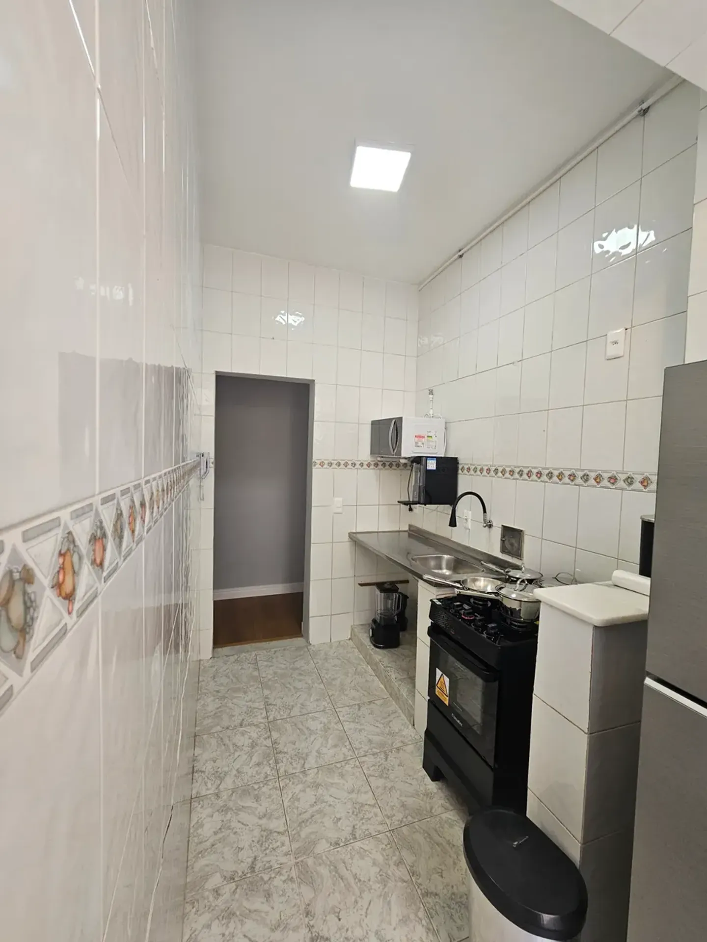 Furnished 2-bedroom apartment with balcony and 74 m² — photo 5