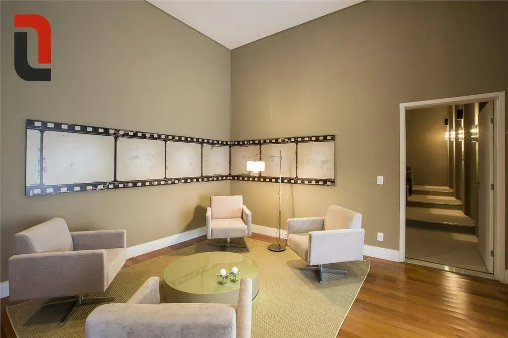 3-bedroom apartment with a grill on the balcony — photo 57