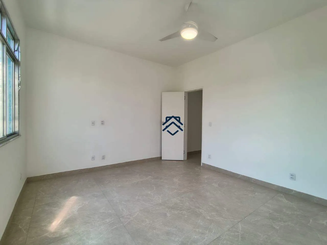 Duplex house with open-plan kitchen and 2 bedrooms — photo 24