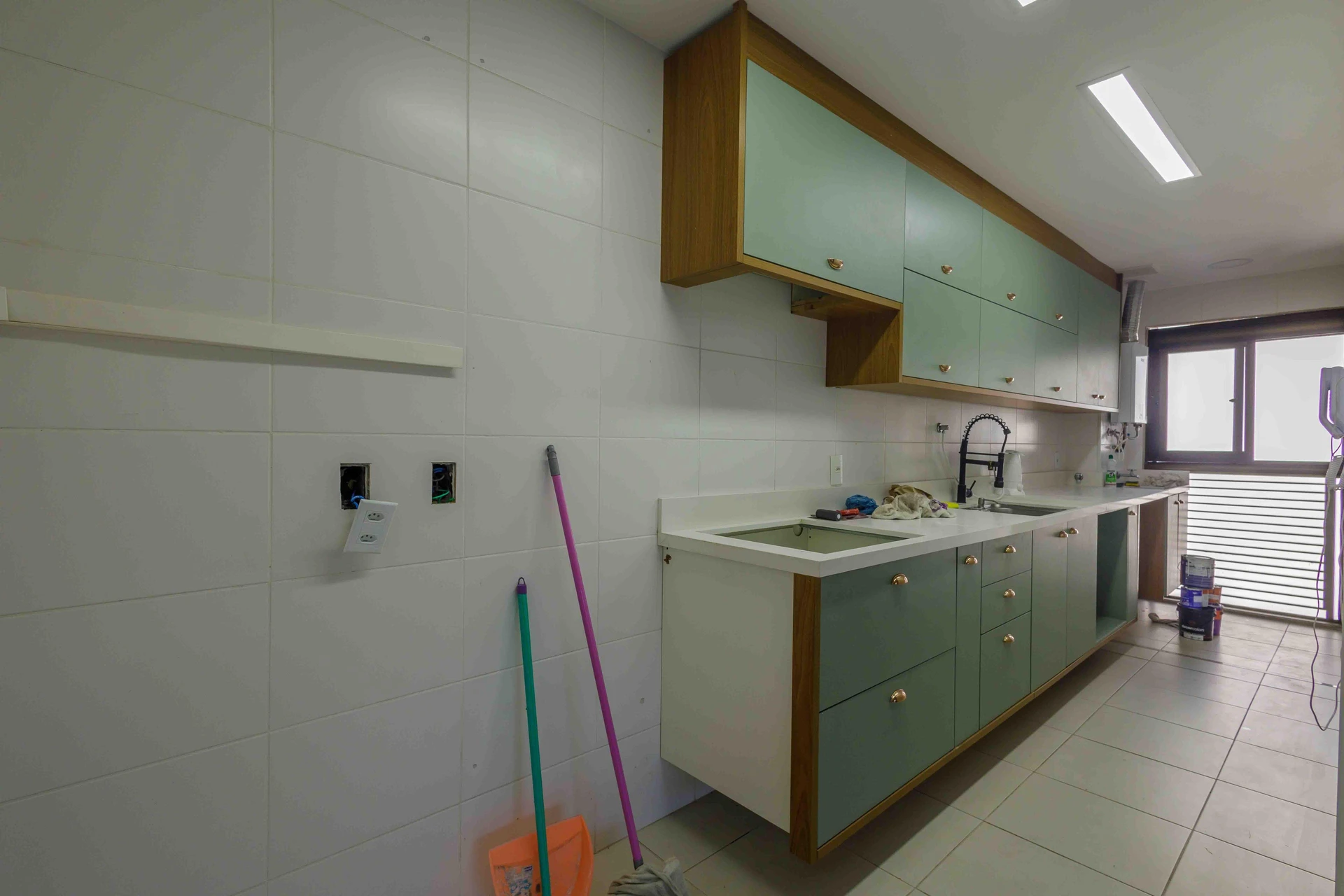 Apartment, 166 m², with a glass-enclosed balcony — photo 2