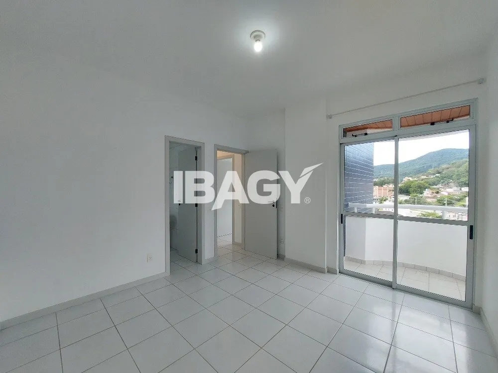 Mountain view in a 3-bedroom apartment, 90 m² — photo 6