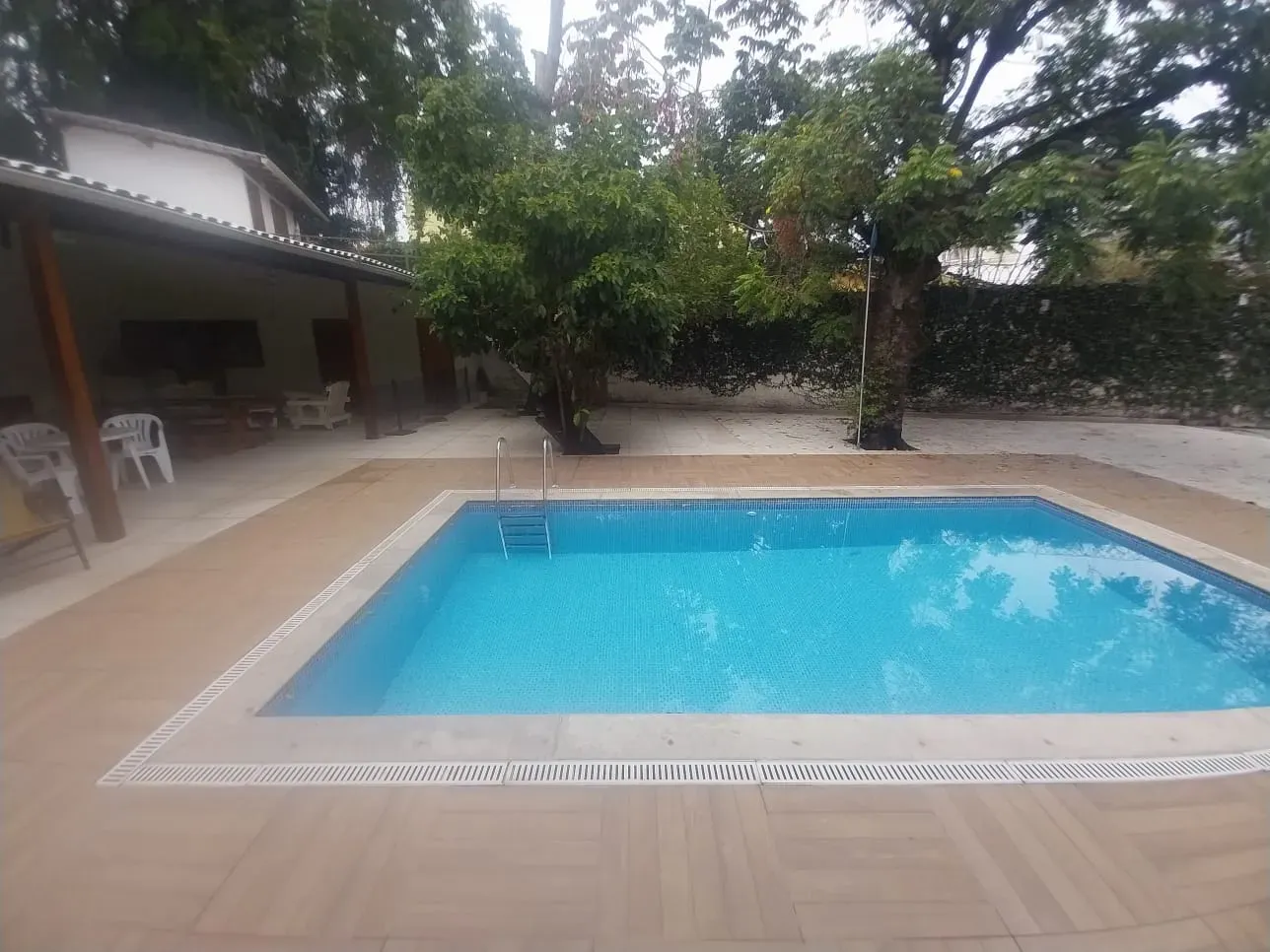Furnished house with 4 en-suites, 7 baths and 600 m² — photo 3