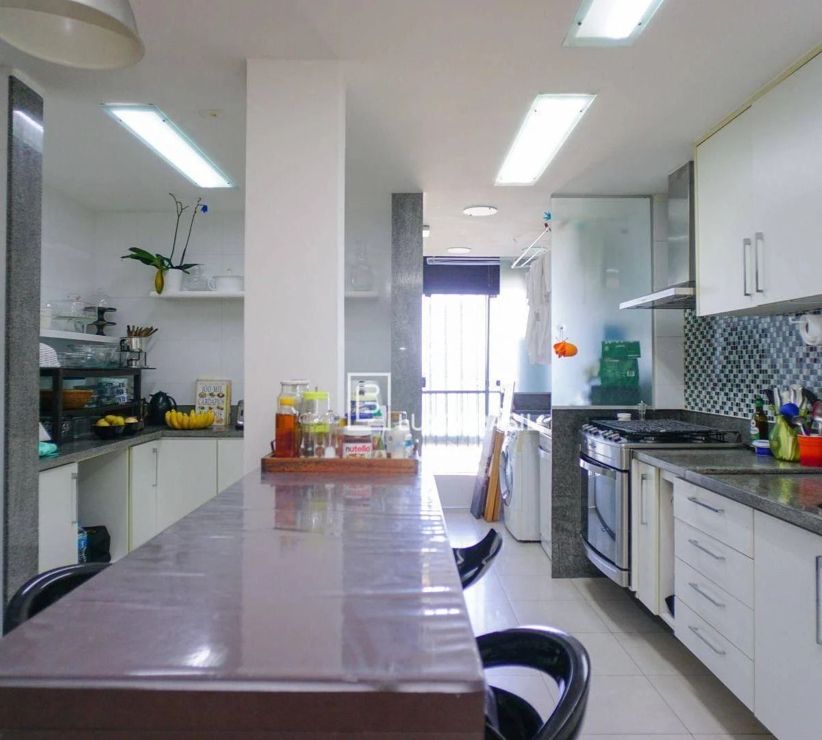Apartamento mobiliado com varanda envidraçada e 4 quartos — photo 32