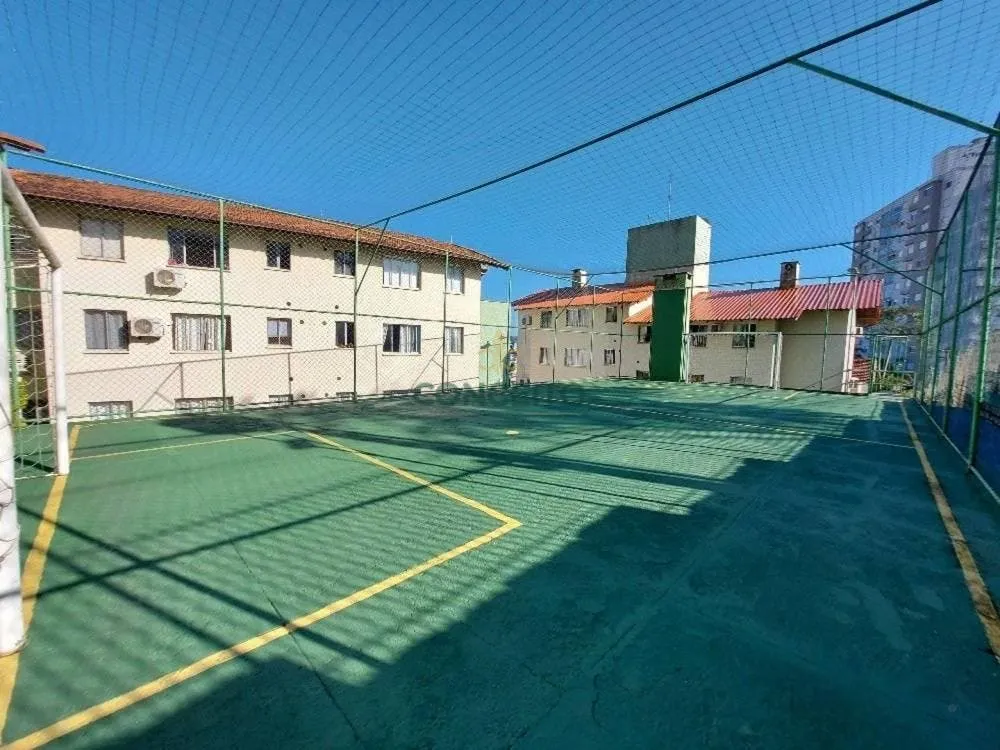 2-bedroom apartment in a building with a gym — photo 12