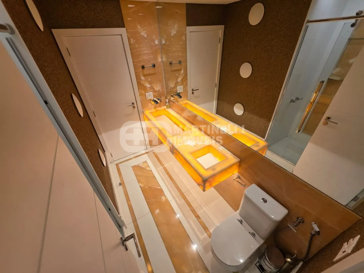 Furnished house with 5 bedrooms and 5 bathrooms — photo 11