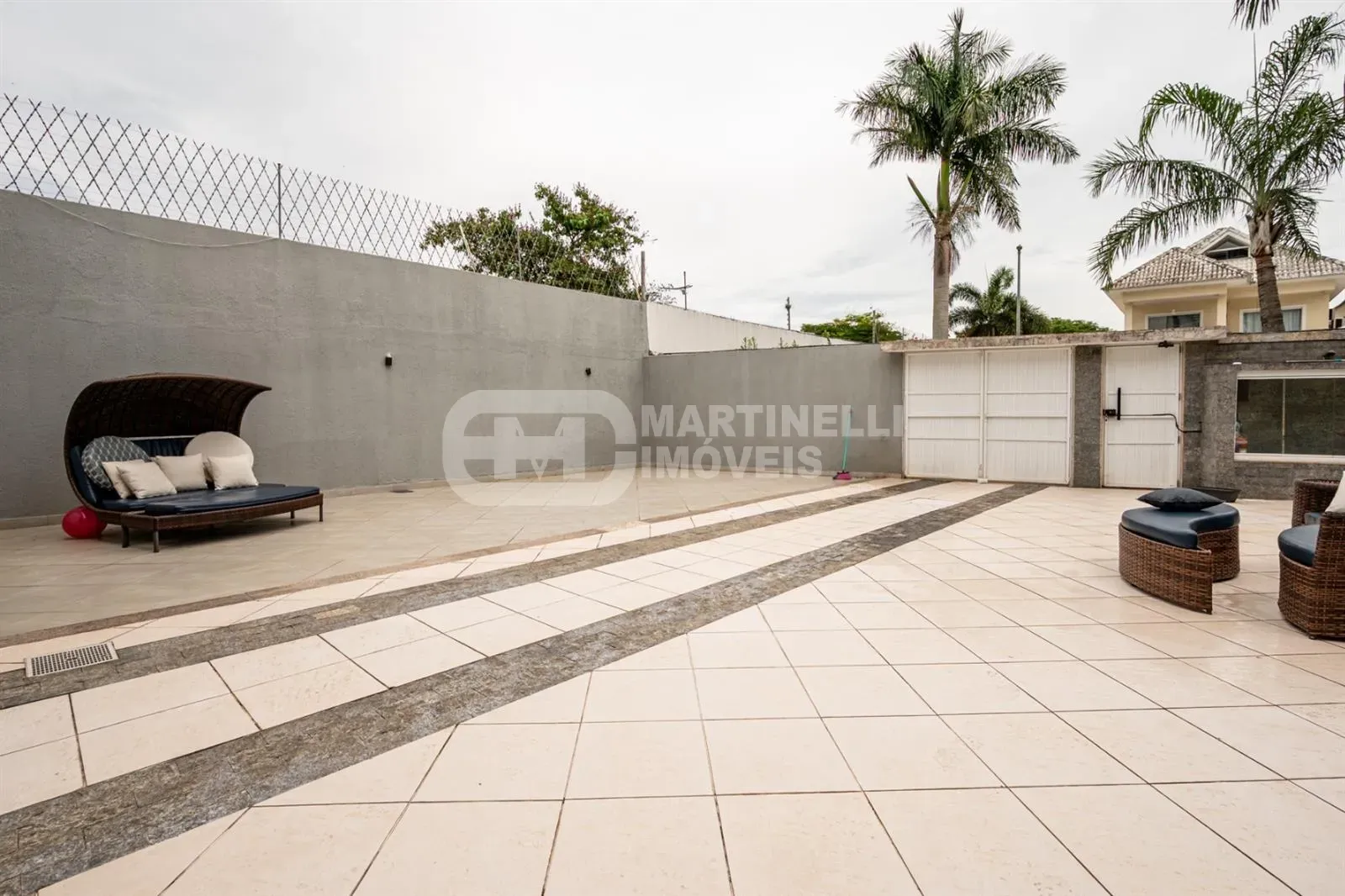 Furnished house with 6 bedrooms and 4 en-suites — photo 36