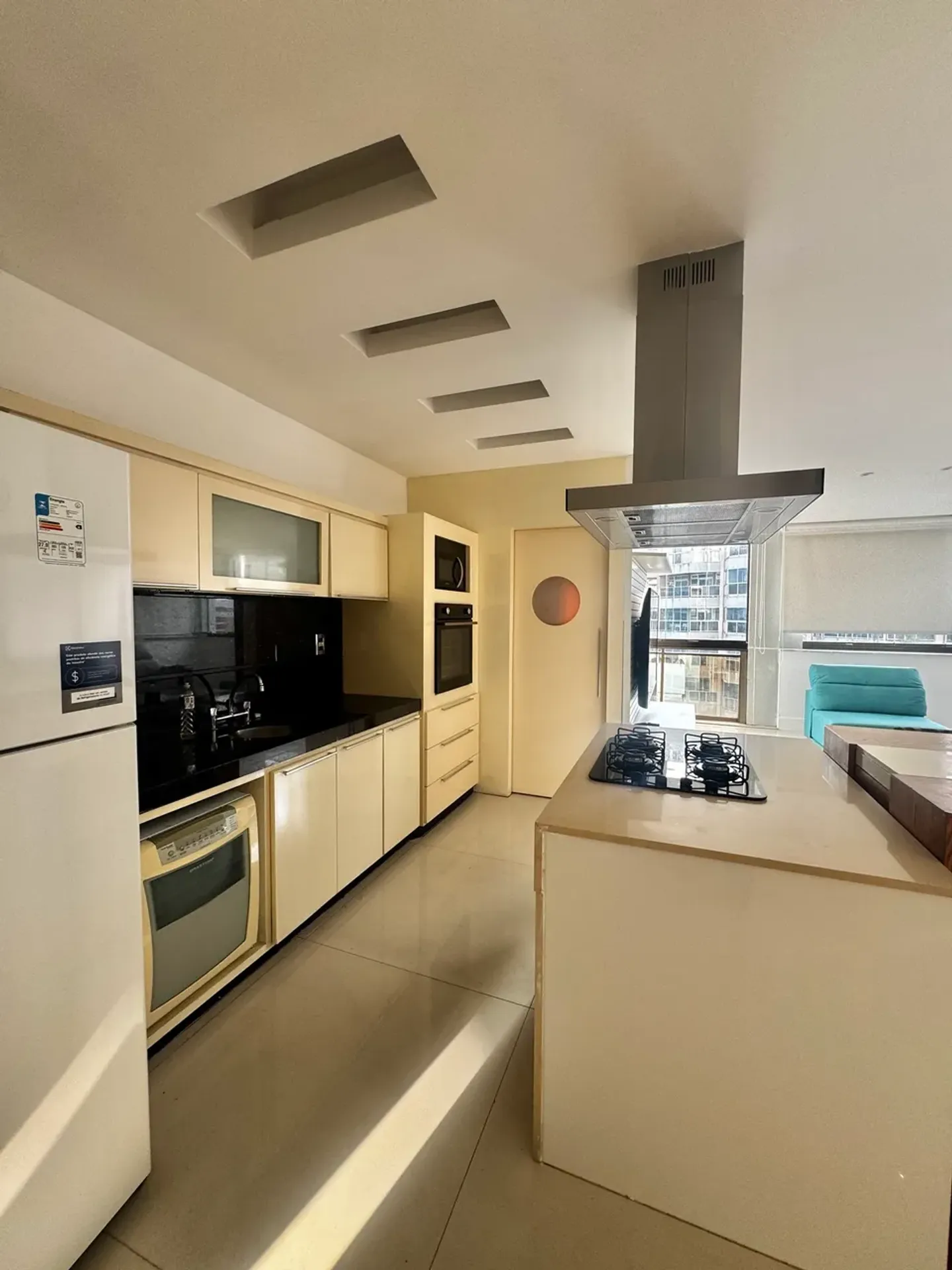 Apartamento mobiliado com 2 quartos e suíte — photo 3