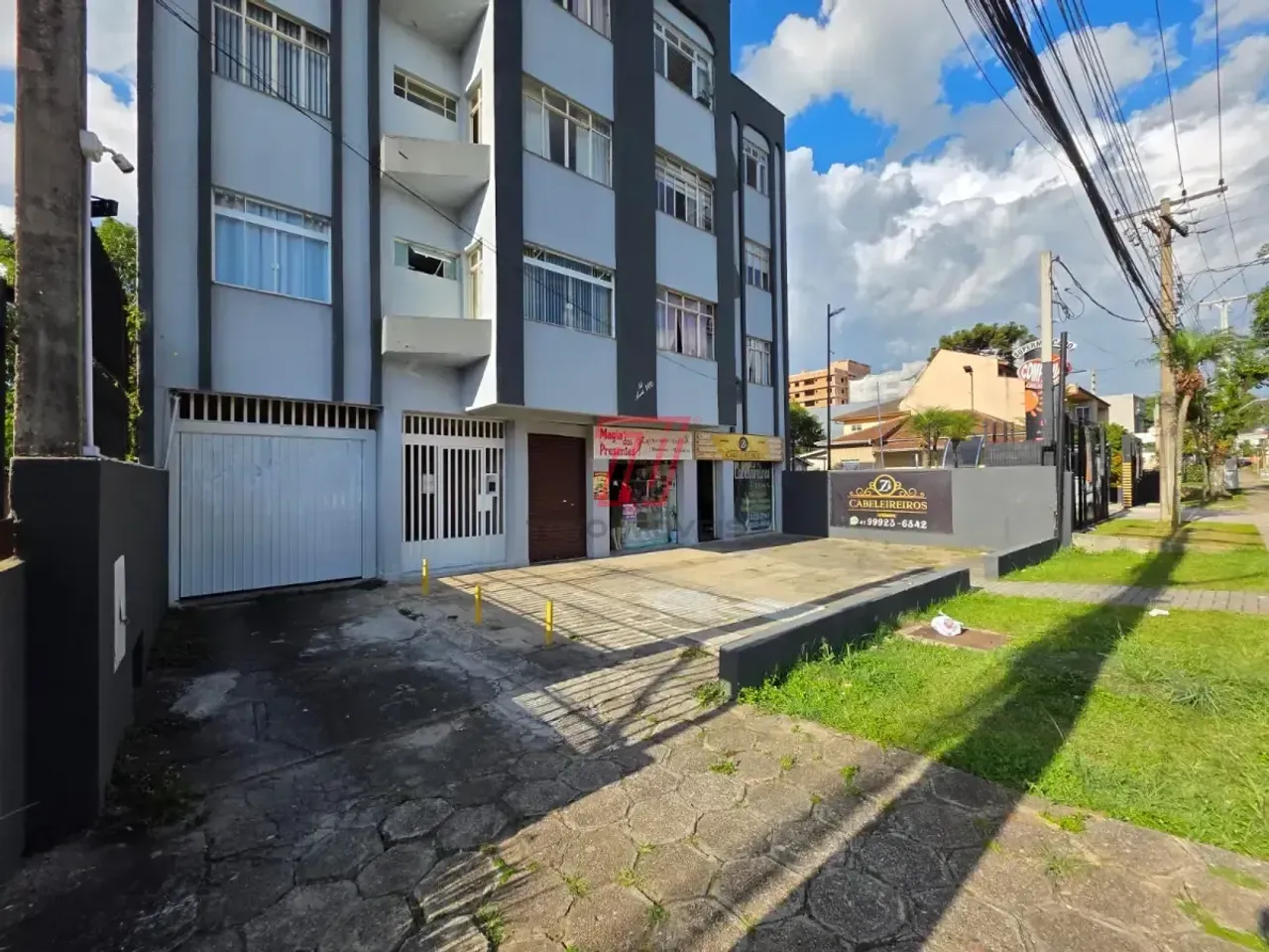 71 m² apartment with 2 bedrooms and wood floors — photo 19