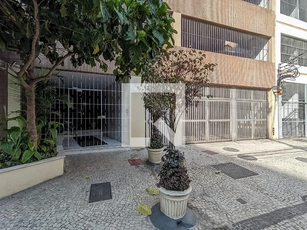 3-bedroom apartment with a mountain view in Rio de Janeiro — photo 86