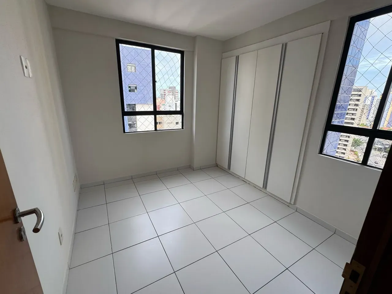 Apartamento com 2 quartos, varanda e 2 banheiros no 10º — photo 15