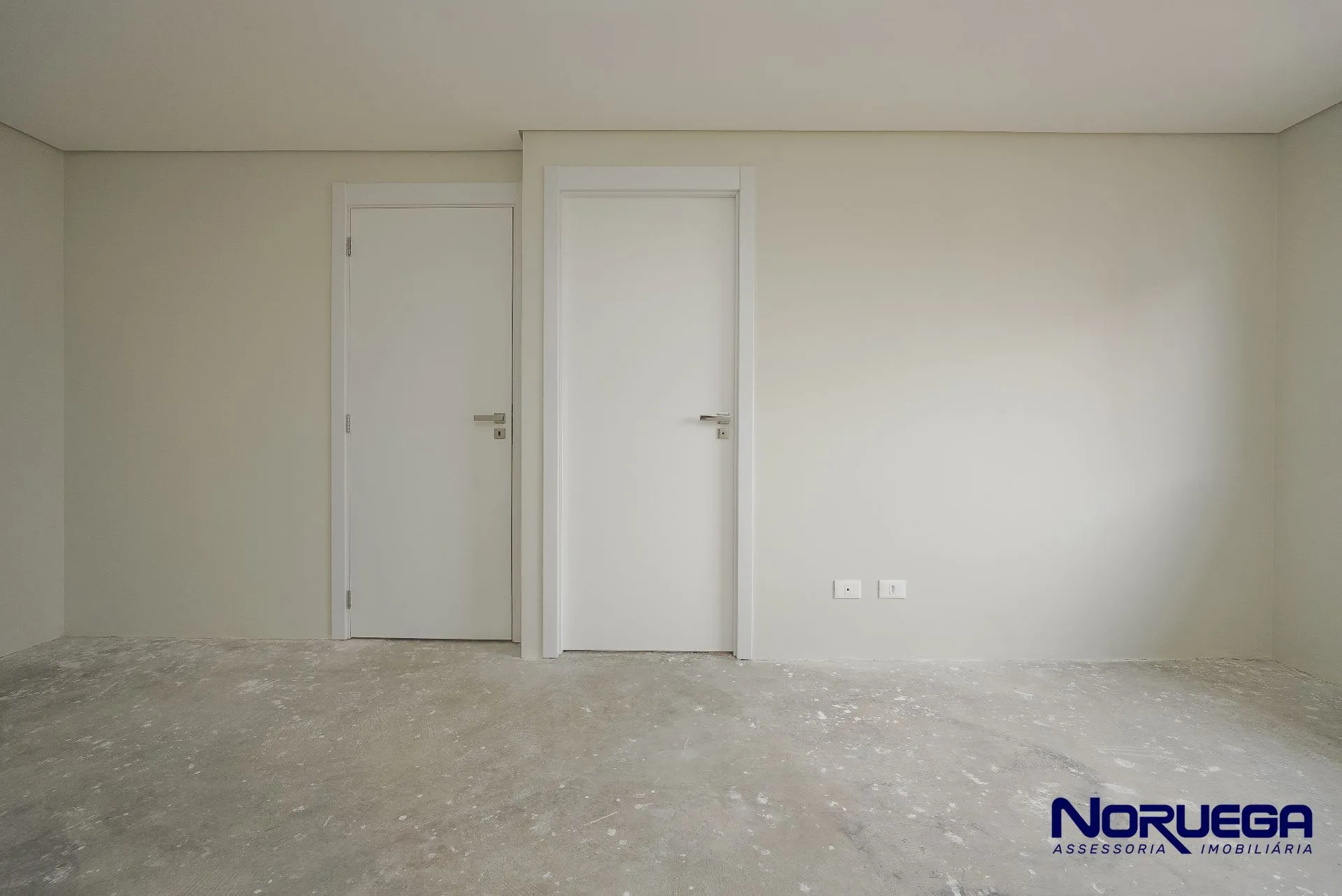 Apartment, 188 m², with a glass-enclosed balcony — photo 12