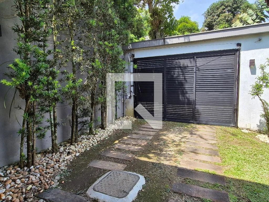 Casa mobiliada com 4 quartos e área gourmet na varanda — photo 50