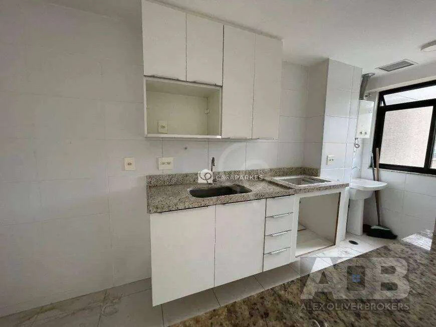 1-bedroom apartment with open-plan gas kitchen — photo 5