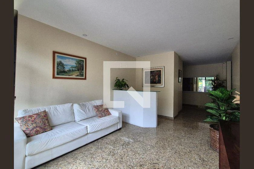 3-bedroom apartment, 1 with its own bathroom, 152 m² — photo 37