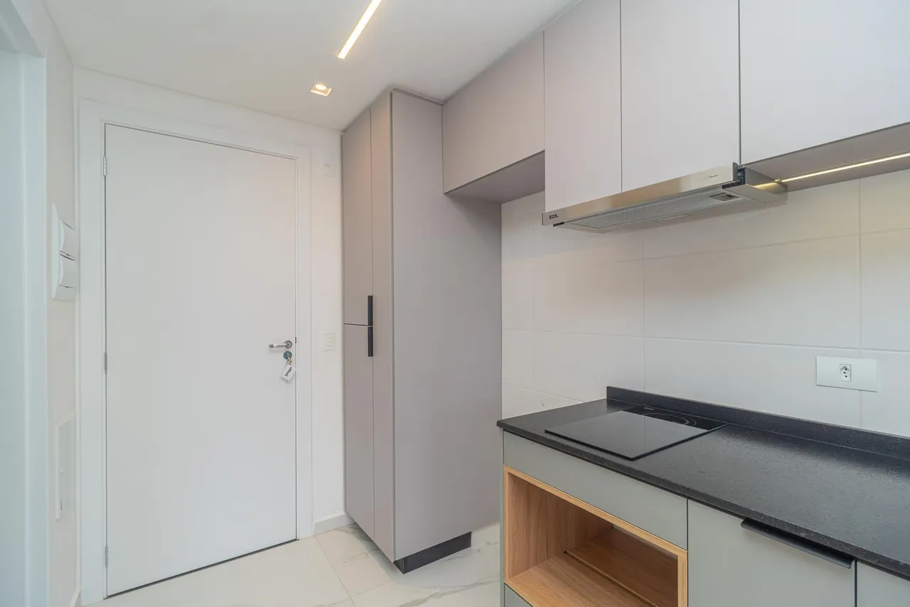 1-bedroom apartment with an open kitchen, 42 m² — photo 6