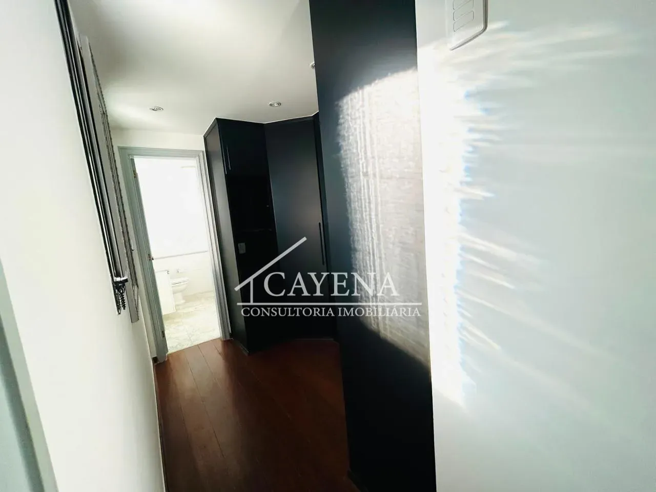 Apartment with 247 m², 3 bedrooms and 4 bathrooms — photo 46