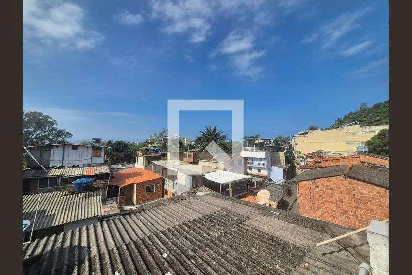 1-bedroom apartment with balcony and 30 m² of space — photo 2