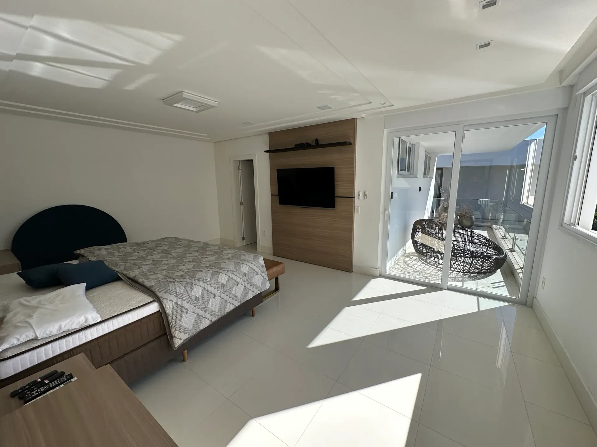 Casa mobiliada com 9 suítes e jacuzzi no prédio — photo 43