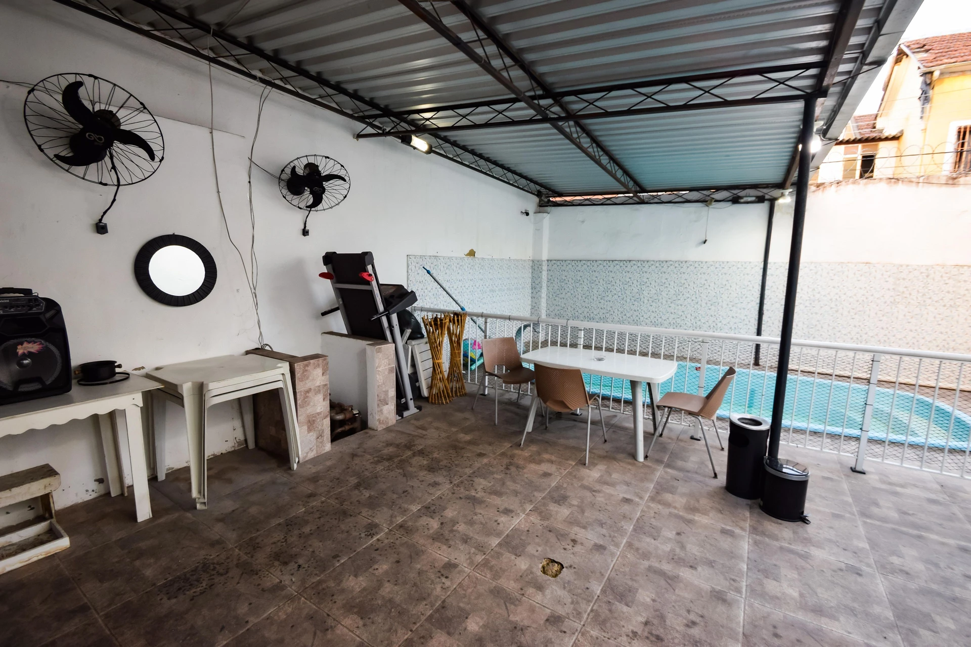 Furnished house with 4 bedrooms and 4 bathrooms — photo 23
