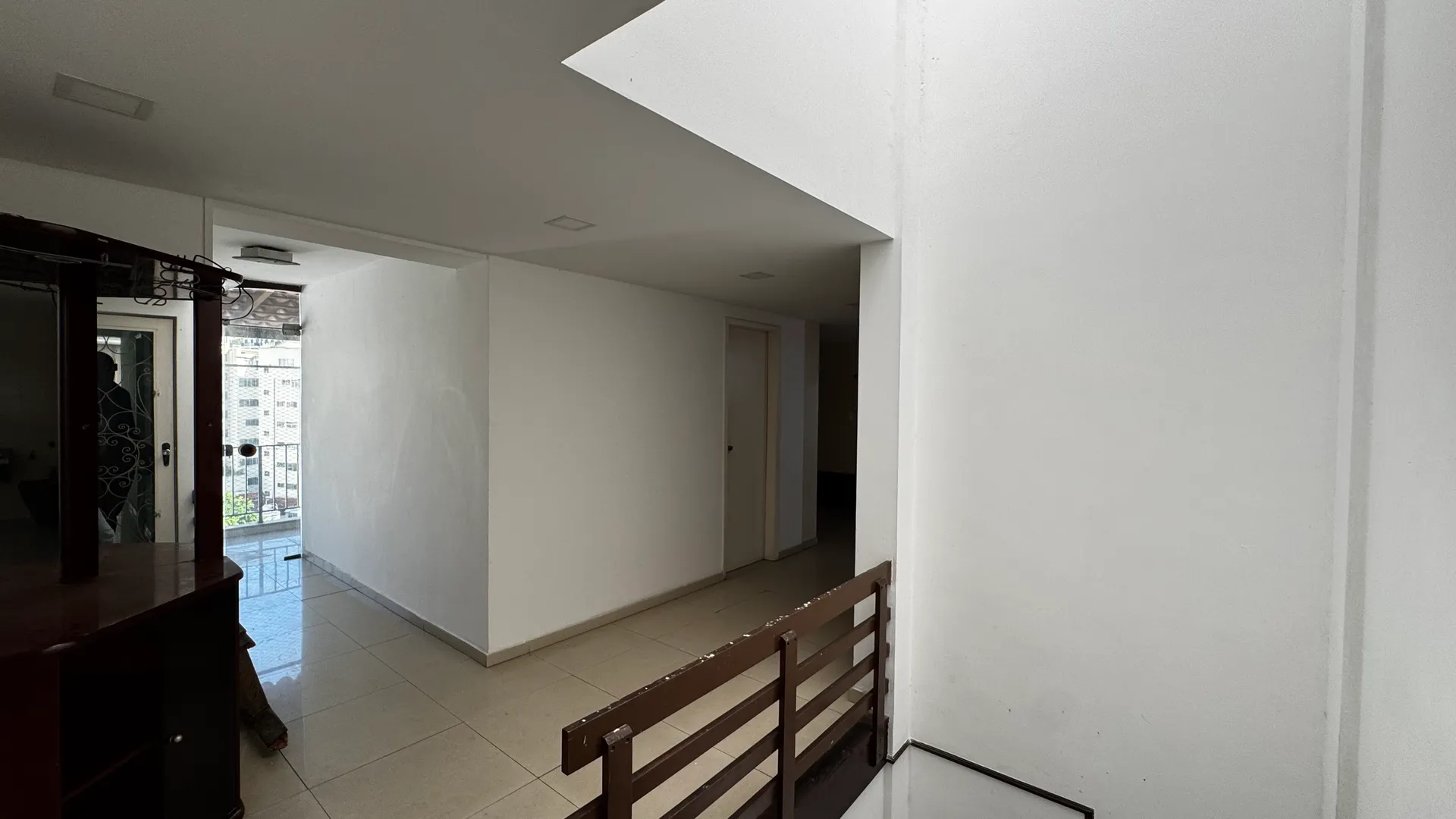 Duplex home with 8 bedrooms, 3 en-suites, 469 m² — photo 35