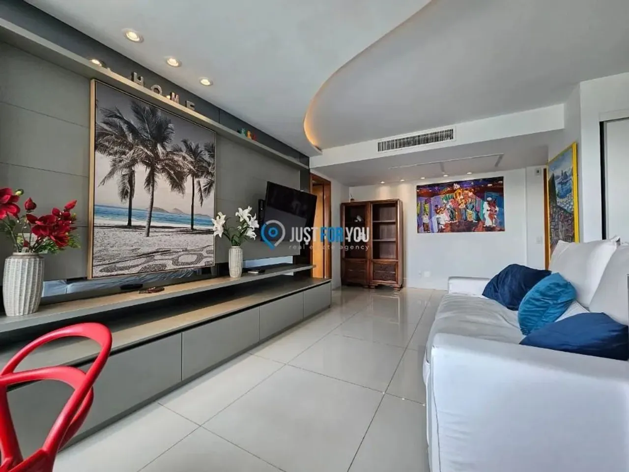 Apartamento mobiliado com 2 quartos e 2 banheiros, 100 m² — photo 6