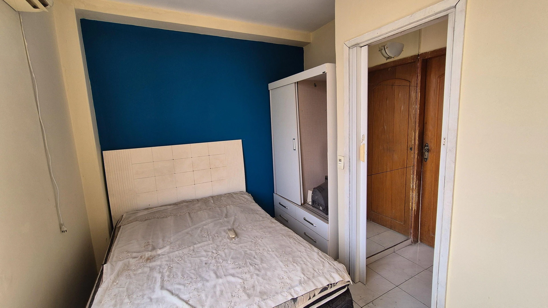 Home office in a 2-bedroom apartment, 43 m² — photo 3