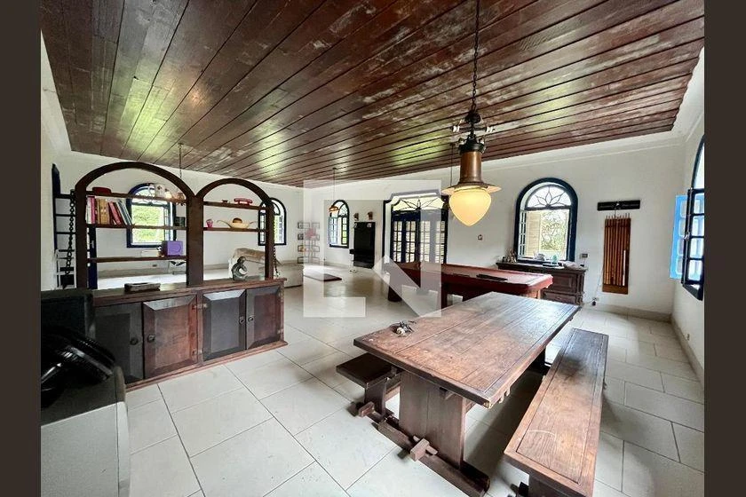 Furnished house, 9900 m², with a washing machine