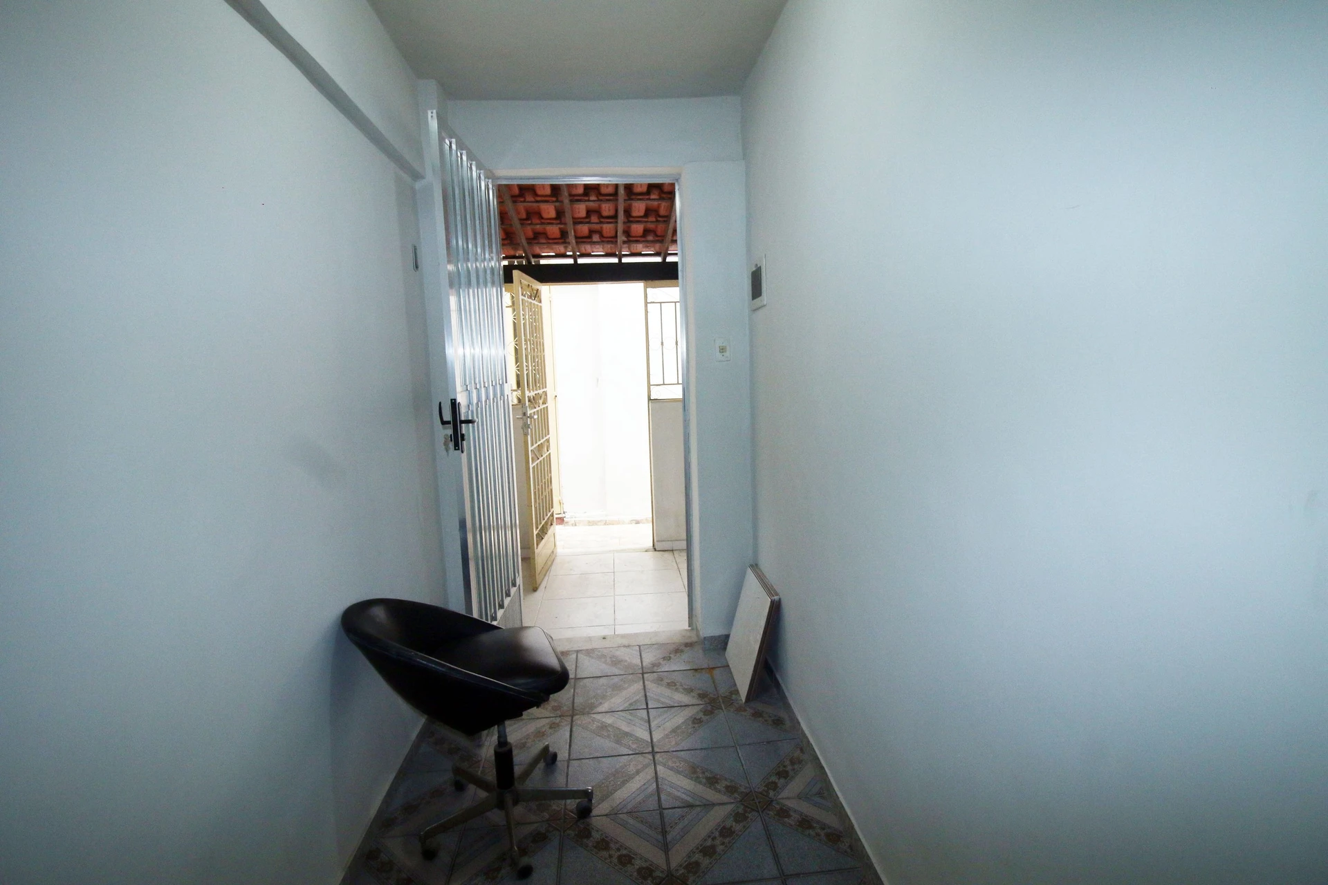 Rental house with 3 en-suite bedrooms and 4 bathrooms — photo 44