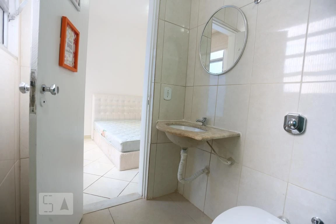 3-bedroom apartment with 2 bathrooms and no parking — photo 9
