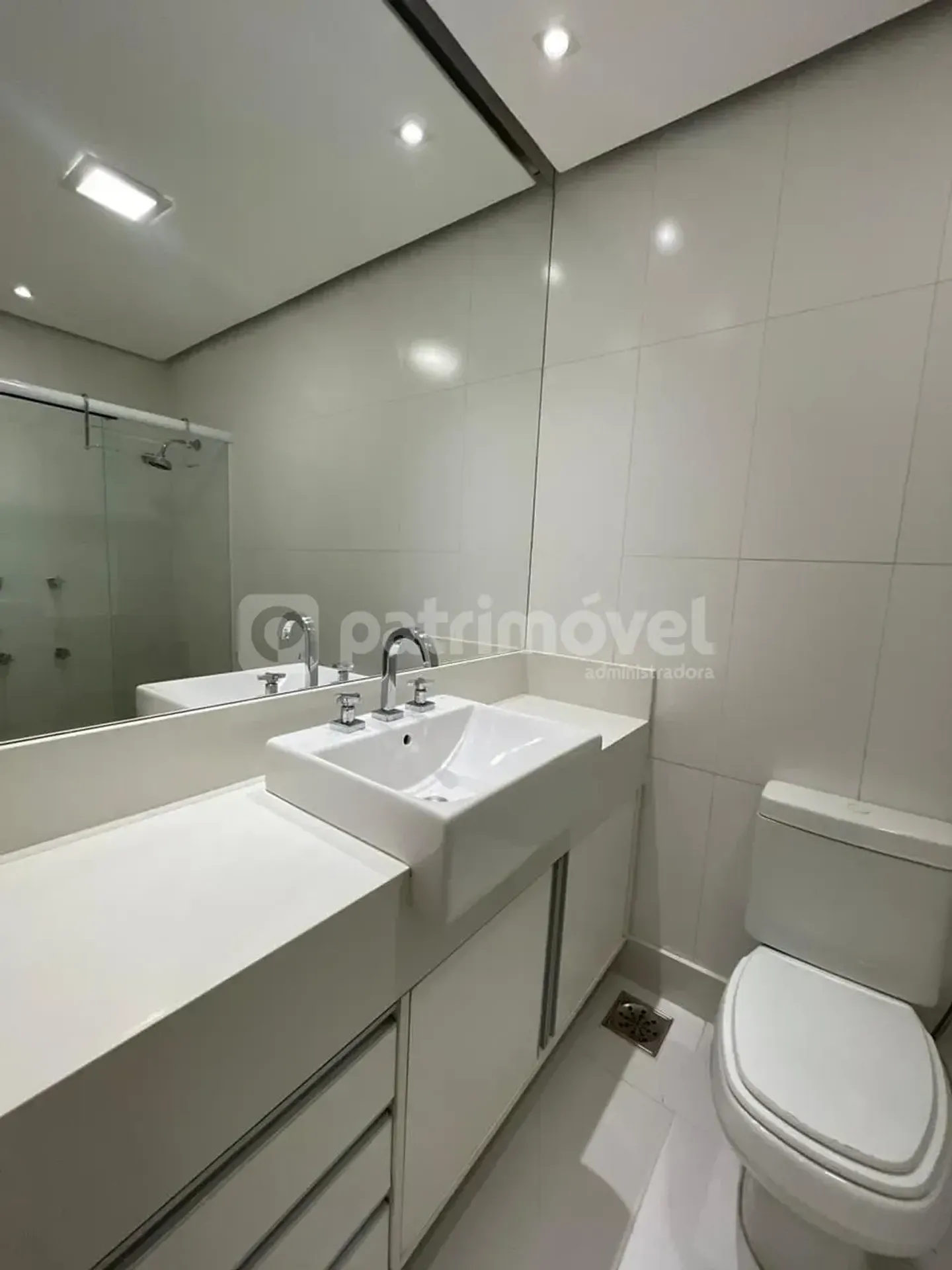 4-bedroom apartment with pool and 3 parking spaces — photo 31