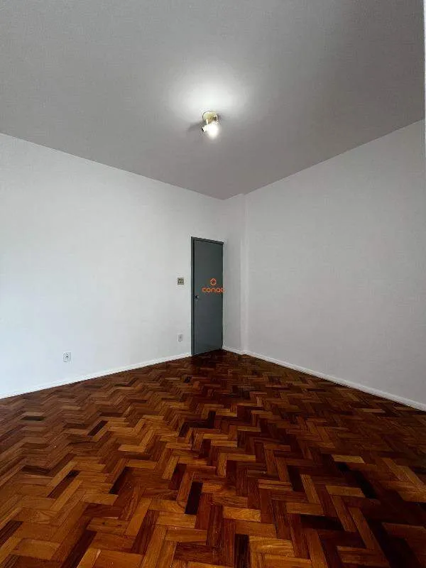 Дерев'яна підлога або ламінат та 2 спальні: квартира 70 м² — photo 2