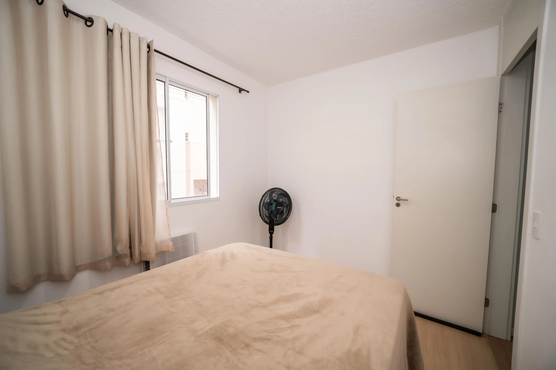 Пральна машина та 2 спальні: квартира 40 м² — photo 32