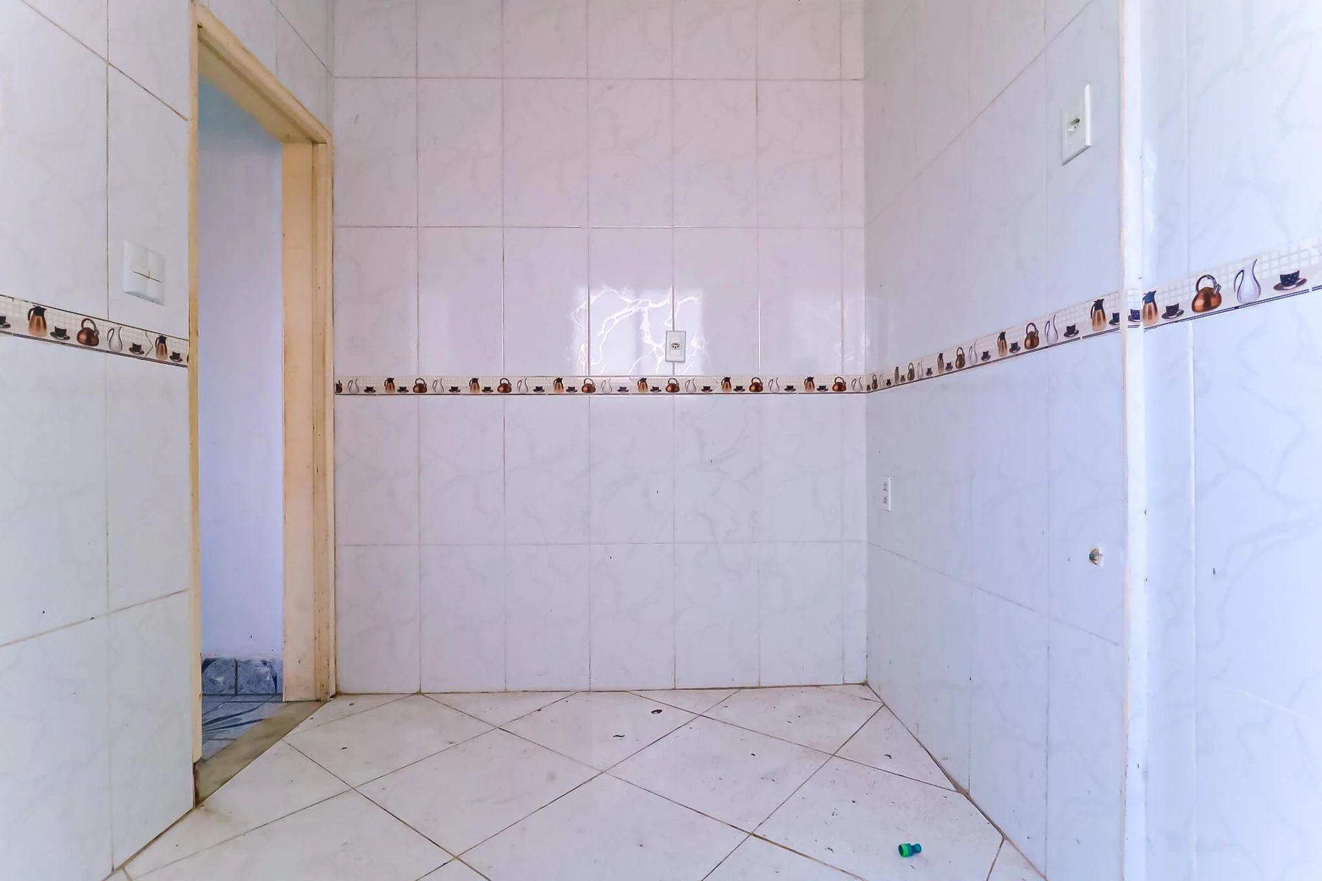 House with 2 bedrooms and a private garden — photo 5
