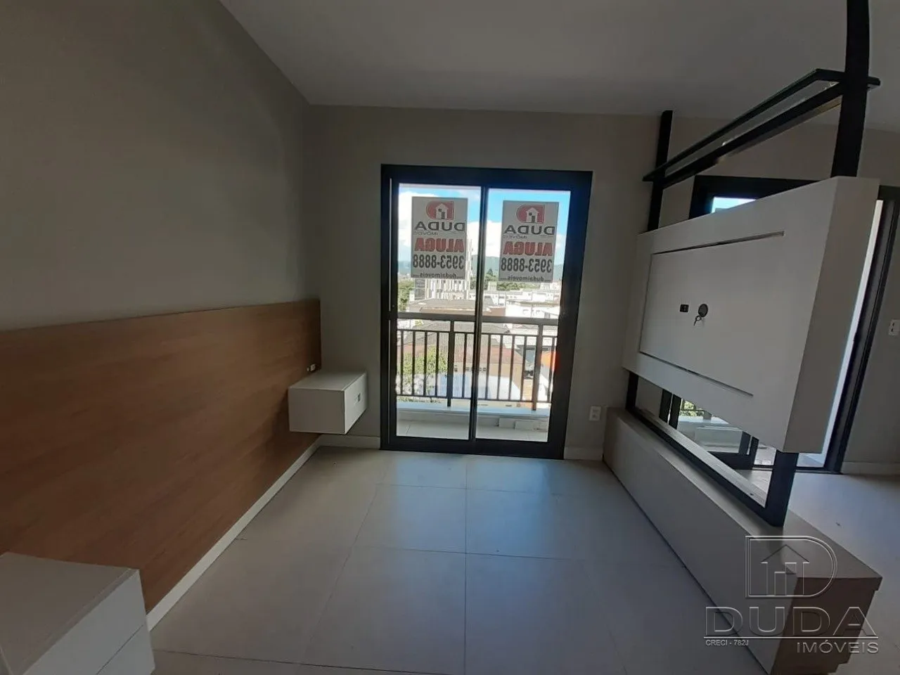 Apartamento de 1 quarto com sacada e cozinha integrada — photo 22