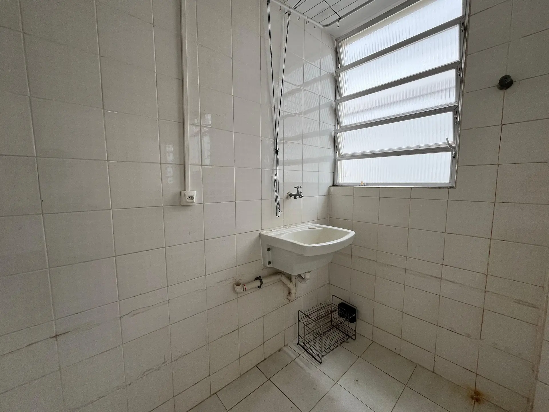Bathtub in a 2-bedroom apartment, 170 m² — photo 22